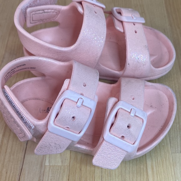 Cat & jack coral sparkle sandals - Picture 3 of 4